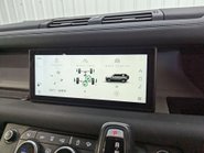 Land Rover Defender 2.0 Defender SE D Auto 4WD 5dr 89