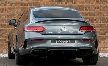 Mercedes-Benz C Class C63 S Coupe 3