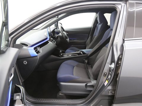 Toyota C-HR 1.8 VVT-h Dynamic CVT Euro 6 (s/s) 5dr 23