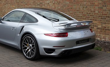 Porsche 911 (991) Turbo S 8