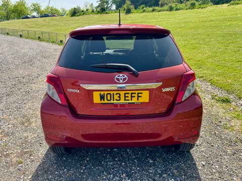 Toyota Yaris VVT-I SR 57