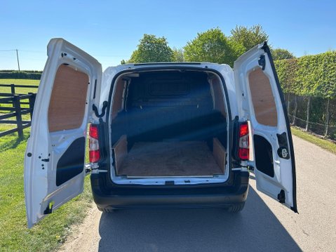 Peugeot Partner 1.5 BlueHDi 1000 Professional Premium + Standard Panel Van SWB Euro 6 (s/s) 19