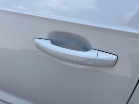 Audi A3 1.4 TFSI S line Euro 6 (s/s) 3dr 26