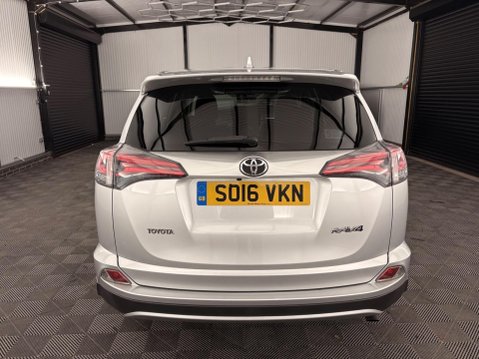 Toyota Rav4 2.0 D-4D Business Edition Euro 6 (s/s) 5dr 34