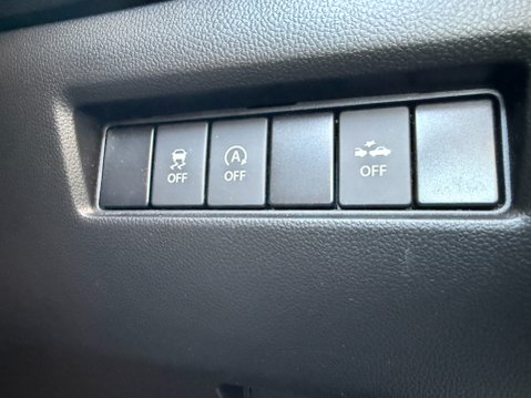 Suzuki Swift SZ-L DUALJET MHEV 34