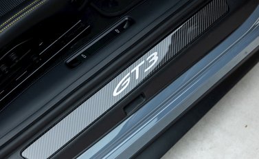 Porsche 911 (992) GT3 Touring 21