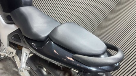 Suzuki SV650 2000 25K 1 OWNER PROJECT BIKE SPARES OR REPAIR 650CC A2 17