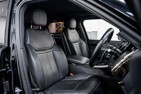 Land Rover Range Rover Sport 3.0 P400 MHEV Dynamic SE SUV 5dr Petrol Auto 4WD Euro 6 (s/s) (400 ps) 3
