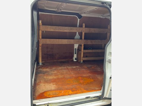 Ford Transit Custom 2.2 TDCi 270 Panel Van 5dr Diesel Manual L1 H2 (186 g/km, 98 bhp) 25
