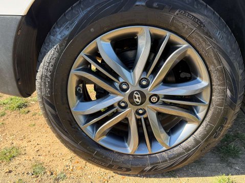 Hyundai ix35 2.0 ix35 SE Nav CRDi 4WD 5dr 51