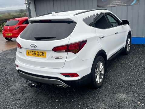 Hyundai SANTA FE 2.2 CRDi Blue Drive Premium 4WD Euro 6 (s/s) 5dr 51