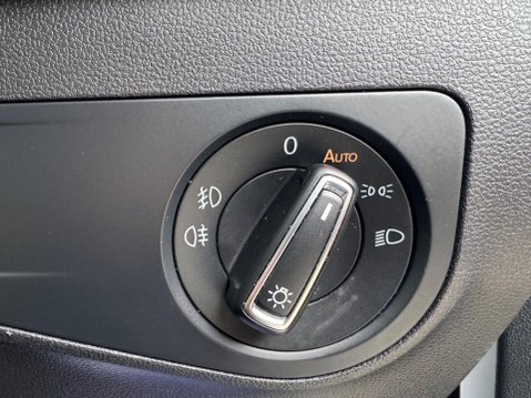 Volkswagen Tiguan 2.0 TDI R-Line Euro 6 (s/s) 5dr 44