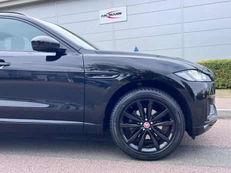 Jaguar F-Pace 2.0 D180 Chequered Flag Auto AWD Euro 6 (s/s) 5dr 41