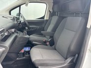 Vauxhall Combo L1H1 2300 100 ps Dynamic Panel Van - No VAT 4