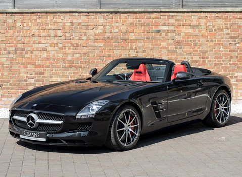 Mercedes-Benz SLS AMG Roadster 6