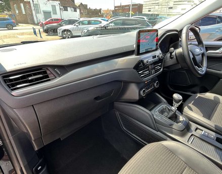 Ford Kuga 1.5 Kuga Titanium Edition 5dr 16