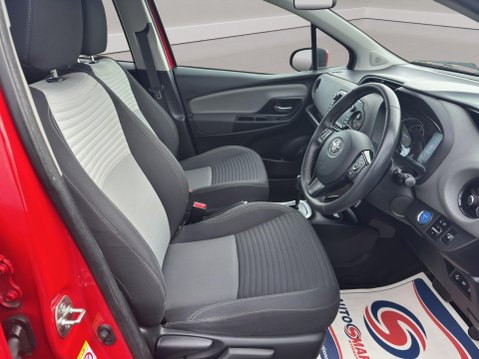 Toyota Yaris 1.5 VVT-h Icon E-CVT Euro 6 (s/s) 5dr 12