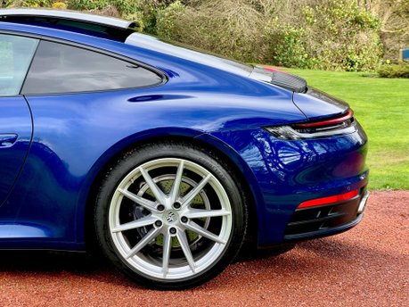 Porsche 911 CARRERA PDK 16