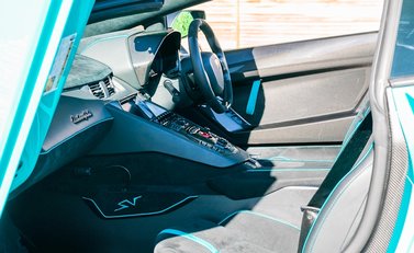 Lamborghini Aventador SV LP750-4 Roadster 17