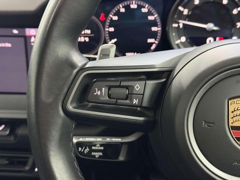 Porsche 911 3.0T 992 Carrera 4S Coupe 2dr Petrol PDK 4WD Euro 6 (s/s) (450 ps) 31