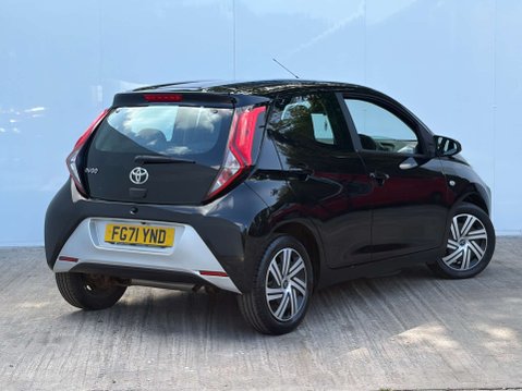Toyota Aygo 1.0 Aygo X-Play TSS VVT-i 5dr 24