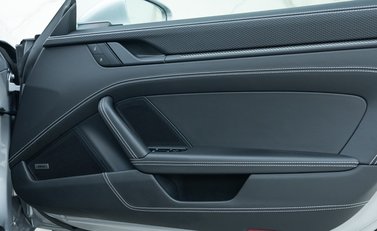 Porsche 911 GT3 Touring (992) 23