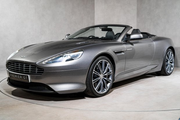 Aston Martin Virage V12 VOLANTE. 1 OF 388. COMPREHENSIVE ASTON HISTORY. CERAMICS. SPORTS SEATS 1