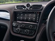 Bentley Bentayga V8 15