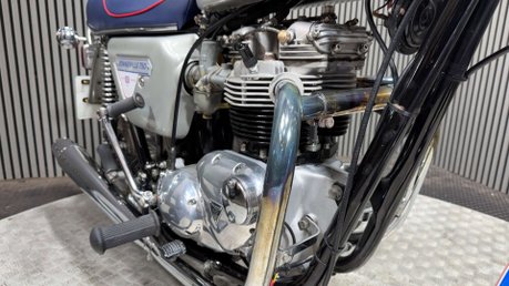 Triumph Bonneville JUBILEE 1977 ONLY 8K STUNNING CLASSIC BIKE NEW MOT 8
