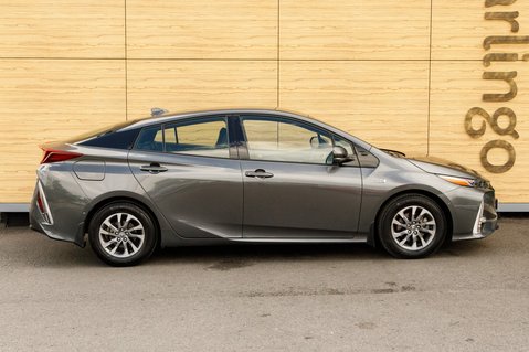 Toyota Prius EXCEL 12