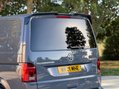 Volkswagen Transporter 2.0 Transporter T32 Sportline Black Edition TDI Semi-Auto 21