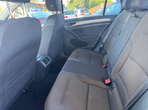 Volkswagen Golf 1.6 TDI BlueMotion Tech Match Edition DSG Euro 6 (s/s) 5dr 28