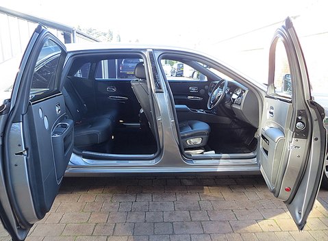 Rolls-Royce Ghost EWB 9
