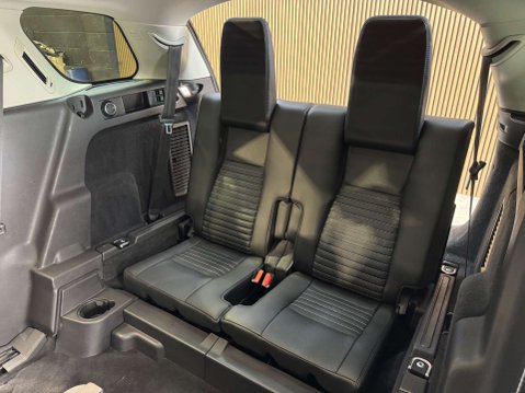 Land Rover Discovery Sport 2.0 Discovery Sport Dynamic Luxury HSE SD4 Auto 4WD 5dr 75