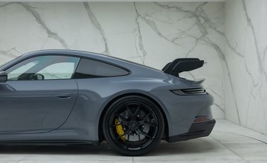 Porsche 911 GT3 (992) 38