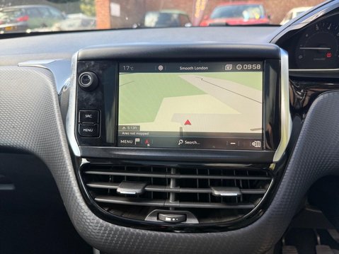 Peugeot 2008 1.2 PureTech Allure Premium Euro 6 (s/s) 5dr 20
