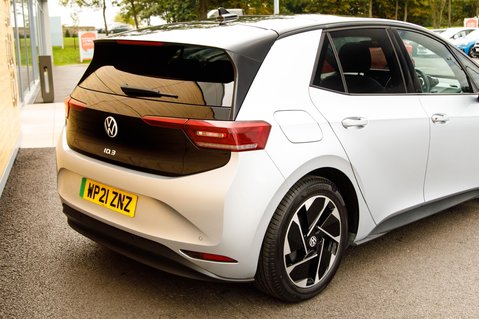 Volkswagen ID.3 FAMILY 8