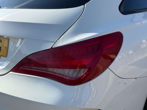Mercedes-Benz CLA Class 2.1 CLA220d AMG Sport Shooting Brake 7G-DCT Euro 6 (s/s) 5dr 34