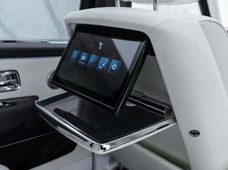 Rolls-Royce Cullinan Series II BLACK BADGE 