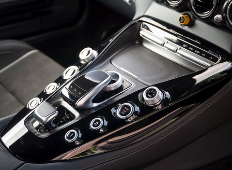 Mercedes-Benz Amg GT GT R 18