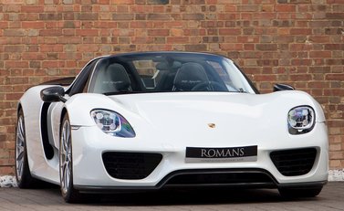 Porsche 918 Spyder Weissach 1