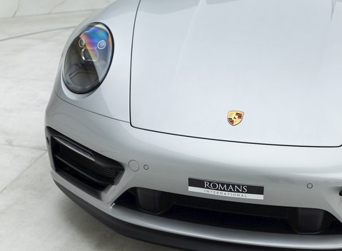 Porsche 911 (992) Carrera 4 GTS 23