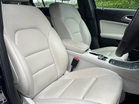 Mercedes-Benz A Class 1.6 A180 Sport 7G-DCT Euro 6 (s/s) 5dr 15