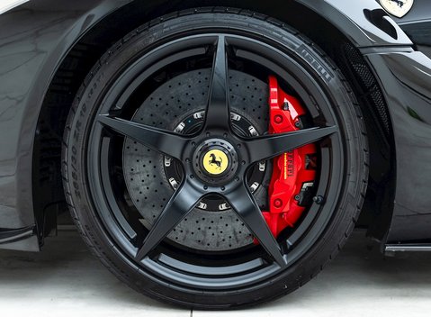 Ferrari LaFerrari 10