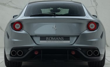 Ferrari FF 8