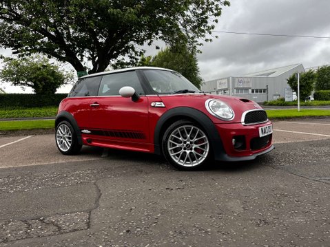 Mini Hatch 1.6 John Cooper Works 3dr 28