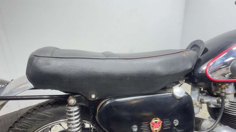 Matchless G80 1957 Matchless G11 Barn Find Project 15