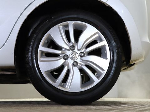 Suzuki Swift 1.0 Boosterjet SZ-T 5dr 14