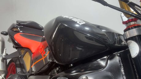Aprilia RSV TUONO 2005 19K ICONIC STREETFIGHTER NAKED 1000CC NEW MOT 29