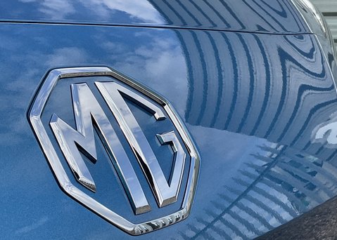 MG MG4 EV 64kWh XPOWER AWD 4